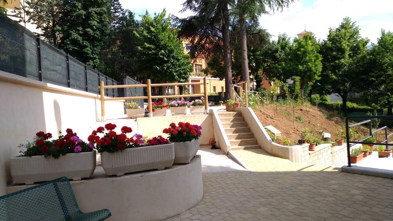 Bed and Breakfast Casa Ospitalità San Giuseppe à LʼAquila Extérieur photo