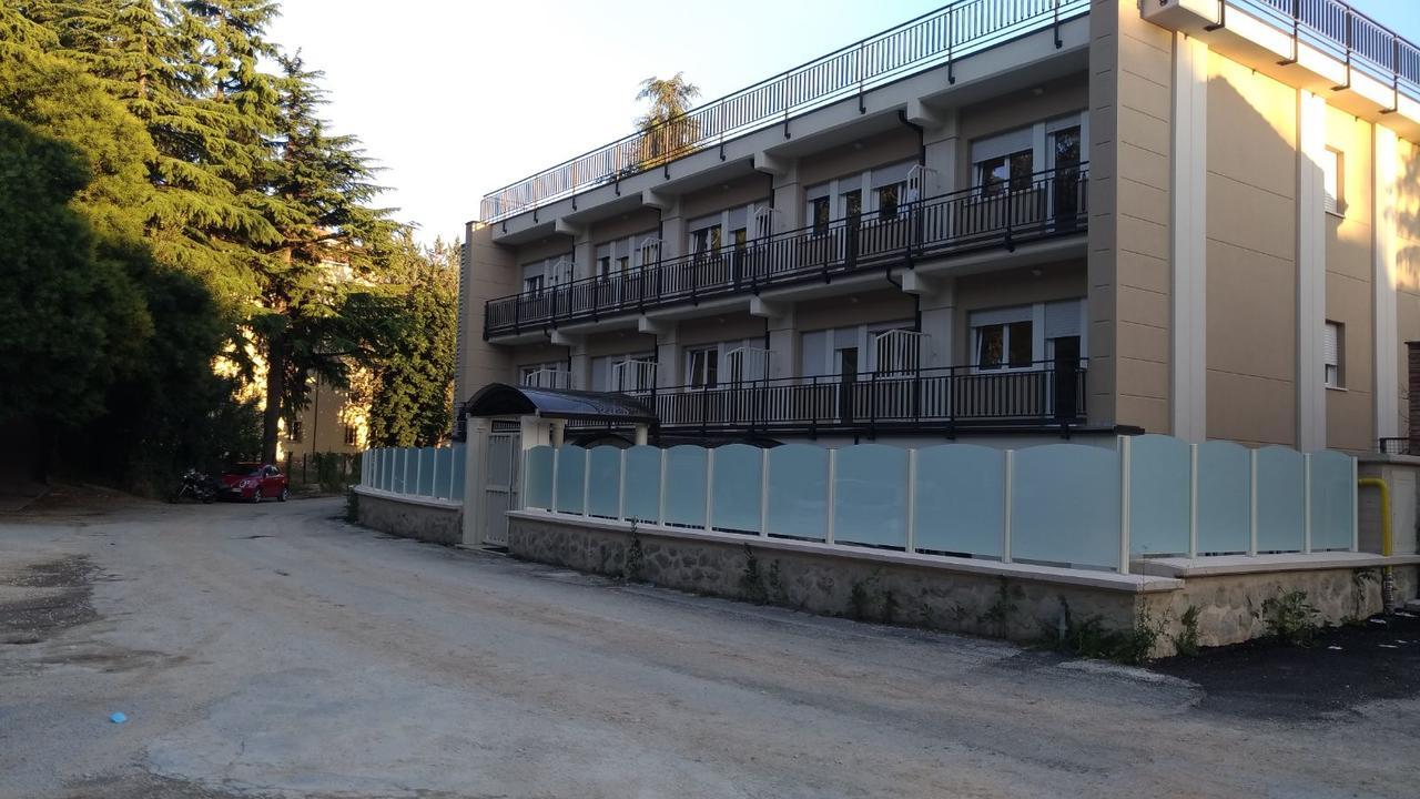 Bed and Breakfast Casa Ospitalità San Giuseppe à LʼAquila Extérieur photo